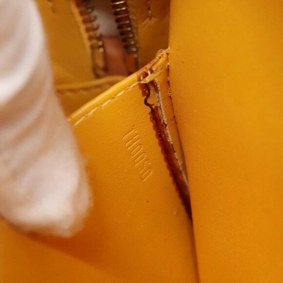 LOUIS VUITTON Monogram Vernis Christy MM Shoulder Bag Jaune - Picture 10 of 16